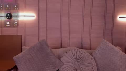 zoe_mhendez online show from 12-16-25, 03:00