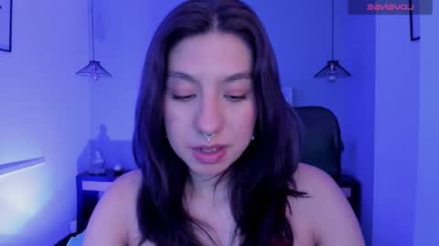 zoe_moreau online show from 02-17-26, 08:04