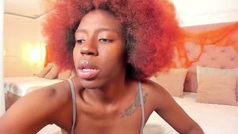 Zoe Novakk  online show from 11-02-25, 04:42