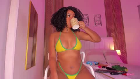 Hi guys i am Zoe  online show from 01-09-26, 11:35