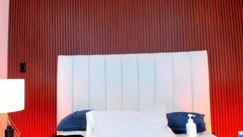 Camila Aristizabal online show from 12-20-24, 10:32