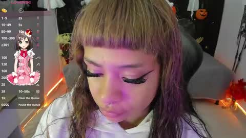 zoe_sullivan_ online show from 10-18-25, 10:05