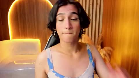 Zoe online show from 01-10-26, 08:10