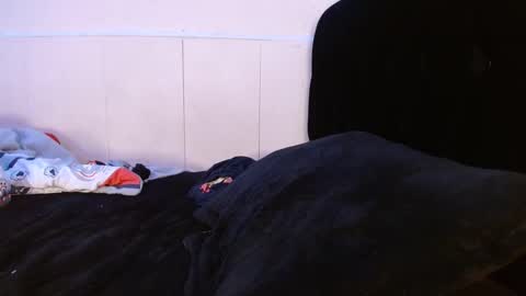 Snapshot of zoee_jhonnyy chatting on 12-13-24, 04:38 zoee jhonnyy online show from 12-13-24, 04:38