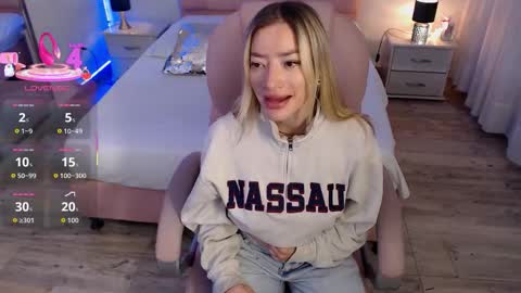 zoe online show from 12-03-25, 03:03