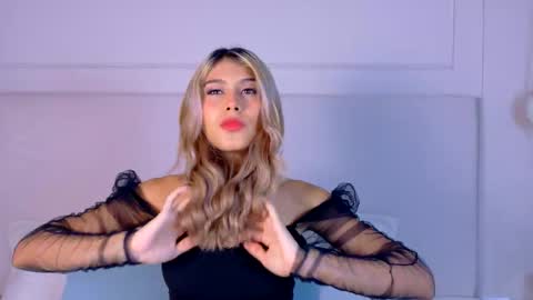 Zoe online show from 10-07-25, 11:18