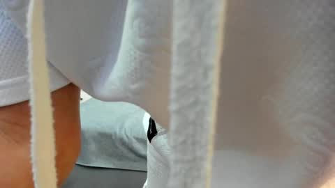 Snapshot of zoekrug chatting on 10-17-25, 11:57 Zoe Krug online show from 10-17-25, 11:57