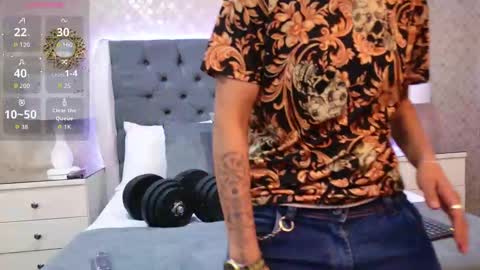 Zoe Krug online show from 12-15-25, 11:36