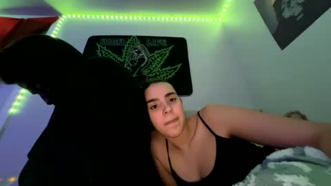 LovelyLatin25 online show from 01-16-25, 01:06