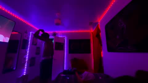 LovelyLatin25 online show from 02-04-25, 12:51