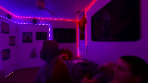 LovelyLatin25 online show from 02-05-25, 11:50