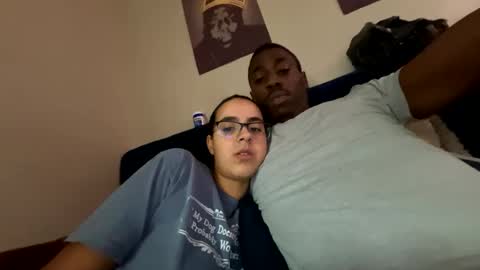 LovelyLatin25 online show from 09-30-25, 03:39