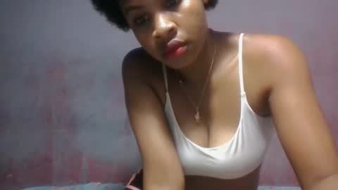 zoelinem online show from 03-19-26, 09:02