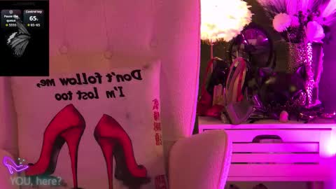 ZoeMesmerize online show from 11-12-25, 04:02