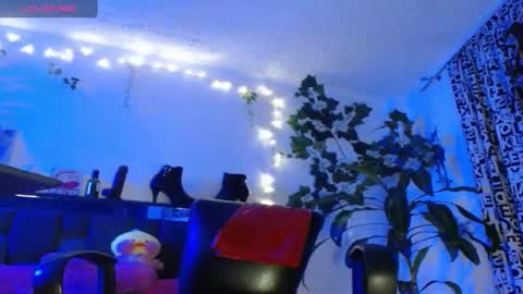 zoemi online show from 01-25-25, 09:47