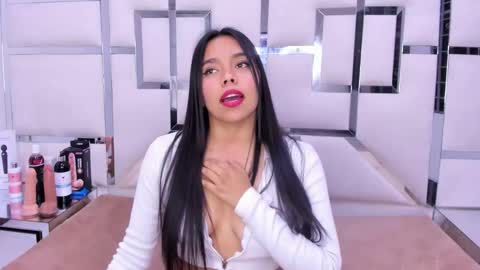 ZoeSwam online show from 12-22-24, 07:42