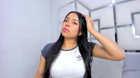 ZoeSwam online show from 11-16-25, 11:38