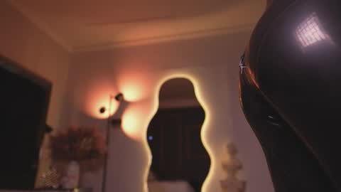 zoevidal_ online show from 03-14-26, 11:59