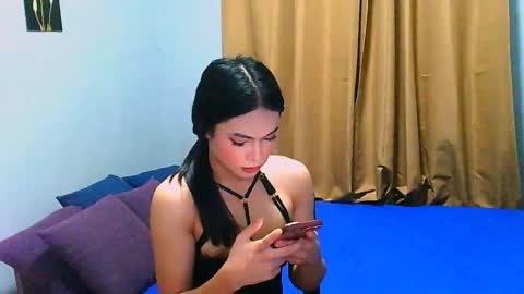 zoey online show from 10-15-25, 07:30