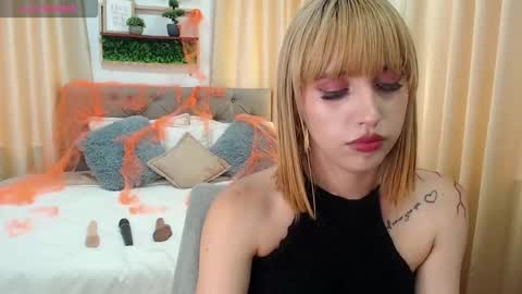 Snapshot of zohet_kriss chatting on 10-24-25, 04:36 CALL ME Z O H E T online show from 10-24-25, 04:36