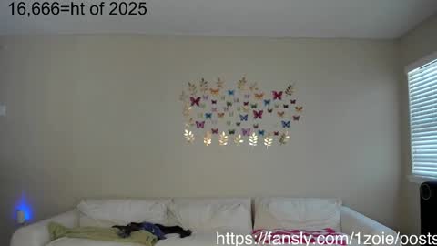 Zoie online show from 10-07-25, 08:50