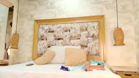 zoley  online show from 12-16-25, 03:11