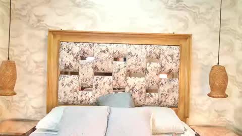 Snapshot of zoley_watson chatting on 02-19-26, 03:02 zoley online show from 02-19-26, 03:02