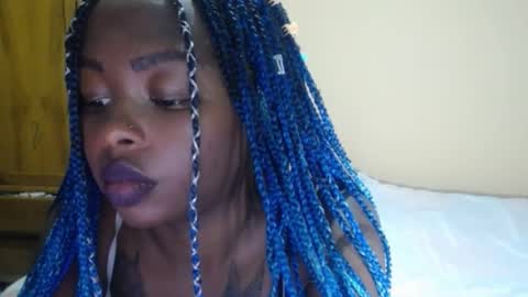 Snapshot of zooee_p chatting on 02-09-25, 10:54 Zooe online show from 02-09-25, 10:54