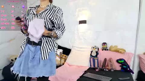 Violeta online show from 11-28-25, 11:46