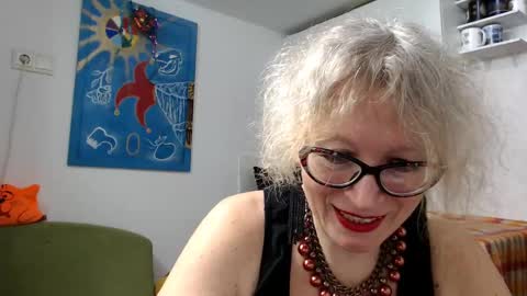 Snapshot of zosya1111 chatting on 01-06-25, 08:46 Zosya1111 online show from 01-06-25, 08:46