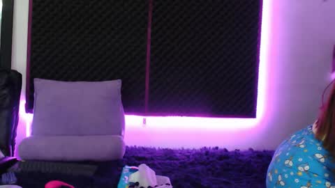 zpzphot online show from 12-04-25, 10:18