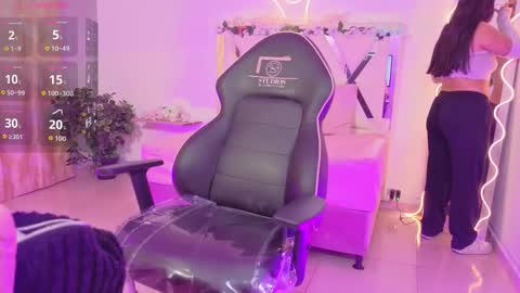 ZURY   online show from 03-02-26, 11:39