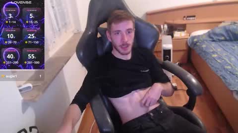 Zuzmoe online show from 11-21-25, 10:19