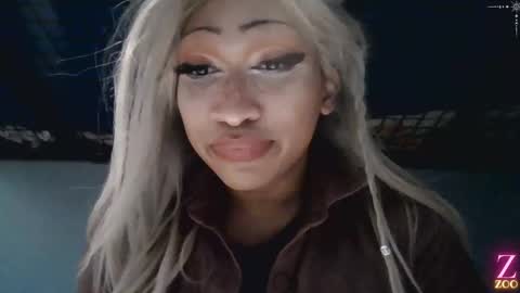 Snapshot of zya_zoo chatting on 12-14-24, 05:40 ZYA online show from 12-14-24, 05:40