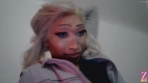 Snapshot of zya_zoo chatting on 12-25-24, 02:57 ZYA online show from 12-25-24, 02:57