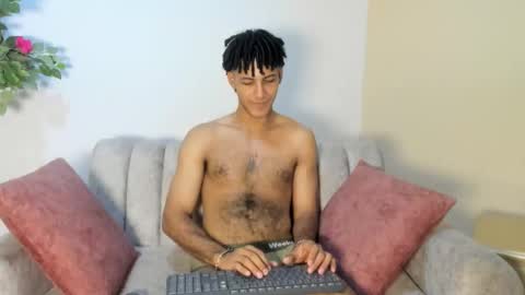 zyan_moreno online show from 11-10-25, 04:39