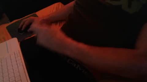 Snapshot of zygarek chatting on 01-12-25, 12:39 Tommy online show from 01-12-25, 12:39