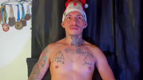 Snapshot of zyongarcia2020 chatting on 12-21-24, 01:26 zyon garcia online show from 12-21-24, 01:26