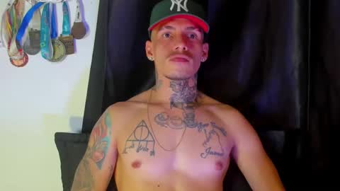 Snapshot of zyongarcia2020 chatting on 01-14-25, 11:05 zyon garcia online show from 01-14-25, 11:05