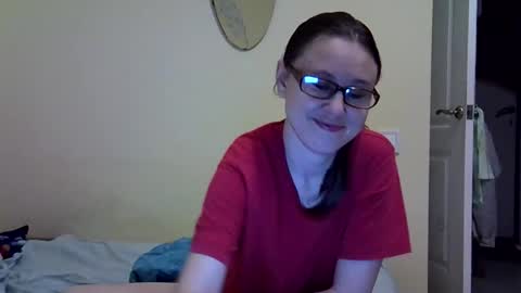 Snapshot of zyuhre chatting on 10-22-25, 12:00 Zyuhre online show from 10-22-25, 12:00