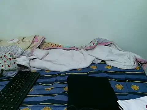 cutte aleeshaa online show from 10-03-25, 05:26