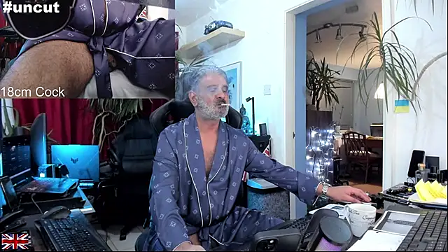 OnlineBossUK online show from 10-19-25, 09:59