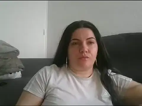 Squirtlady38 online show from 02-04-25, 09:07