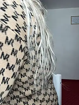 MissyMartinez online show from 12-18-24, 05:59