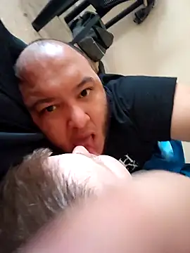 Snapshot of genderfluidco2 chatting on 11-09-25, 08:56 genderfluidco2 online show from 11-09-25, 08:56