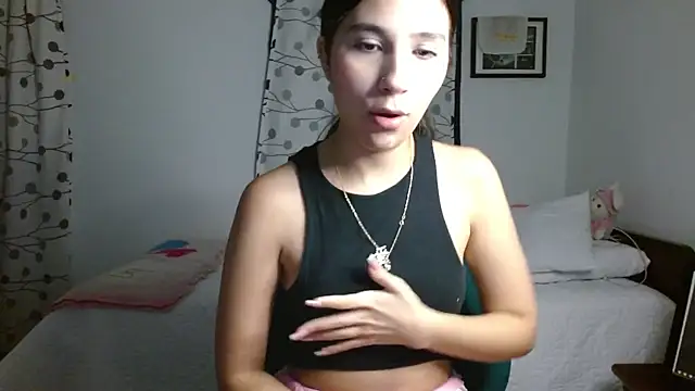 mia  lopez  online show from 01-18-25, 03:20