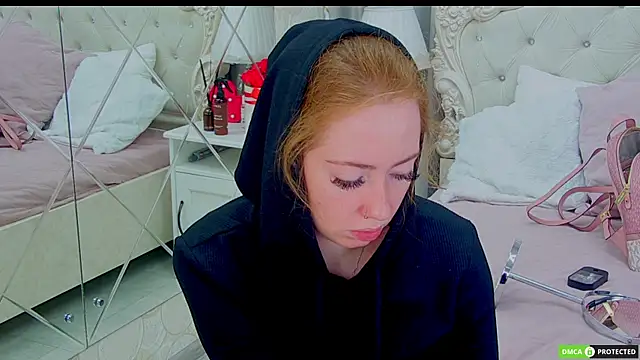 TinaBrook online show from 10-15-25, 03:50