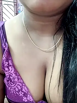 Lakhsmii online show from 12-28-24, 02:01