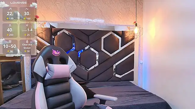 lilith nv online show from 10-18-25, 11:44