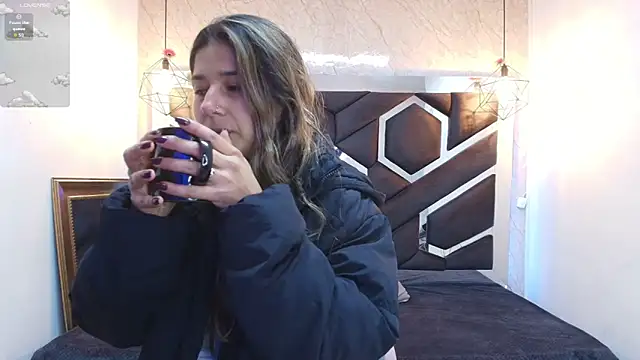 lilith nv online show from 10-23-25, 11:42